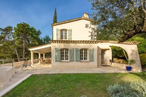 5 bedrooms House in Cogolin, France No. 82607 3