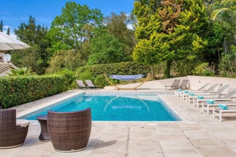 5 bedrooms House in Cogolin, France No. 82607 4