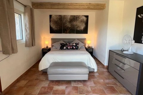 4 bedrooms Villa in Vence, France No. 100237 8