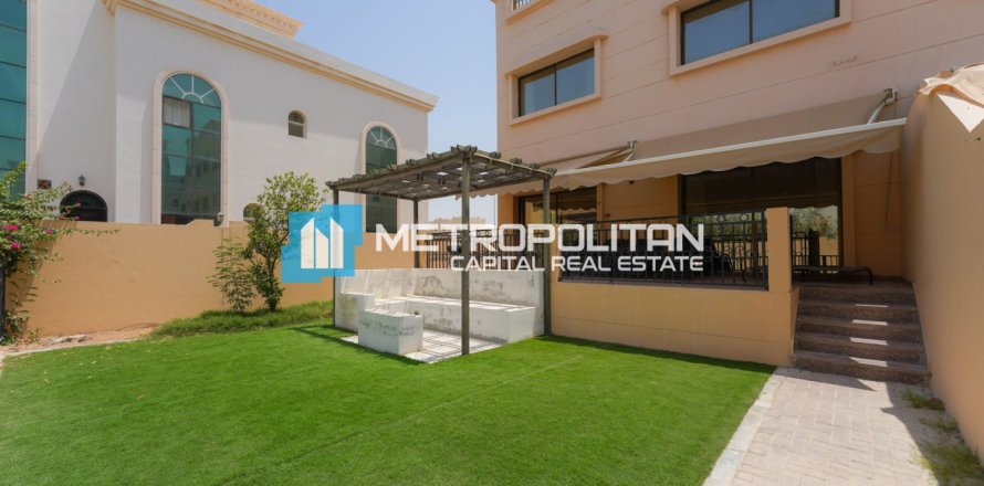 4 bedrooms Land in Al Mearag City, Vietnam No. 89171