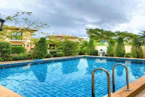 3 bedrooms House in Jomtien Beach, Thailand No. 96552 6