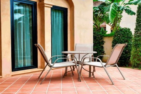 3 bedrooms House in Jomtien Beach, Thailand No. 96552 5