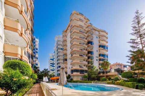 5 rooms Apartment in Mahmutlar, Turkey No. 123541