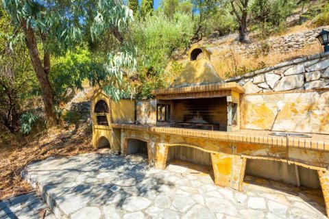 4 rooms Villa in Corfu, Greece No. 55781 25