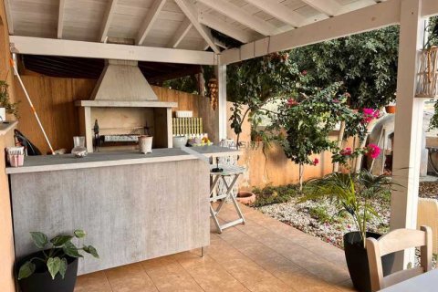 4 bedrooms House in Trachoni, Cyprus No. 101700 7