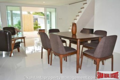 3 bedrooms Villa in Ko Lanta Yai, Thailand No. 96794 5