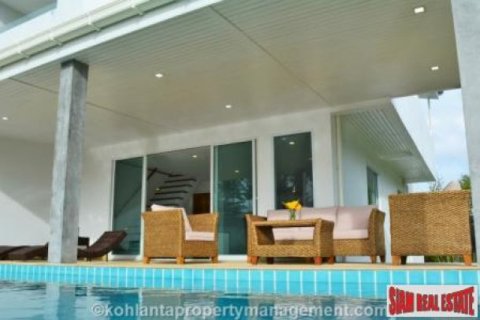 3 bedrooms Villa in Ko Lanta Yai, Thailand No. 96794 1