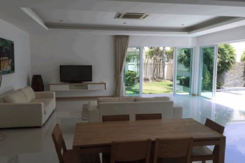 3 bedrooms House in Pattaya, Thailand No. 96869 8
