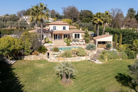 5 dormitorios Villa en Roquefort-les-Pins, France No. 83474 1