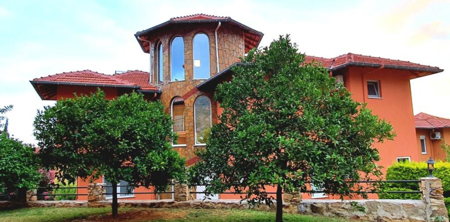 3 dormitorios Villa en Oba, Turkey No. 13355