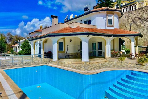 4 rooms Villa à Mahmutlar, Turkey No. 110076