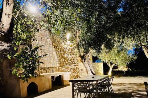 3 bedrooms Villa in Laconia, Greece No. 107504 22