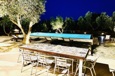 3 bedrooms Villa in Laconia, Greece No. 107504 25