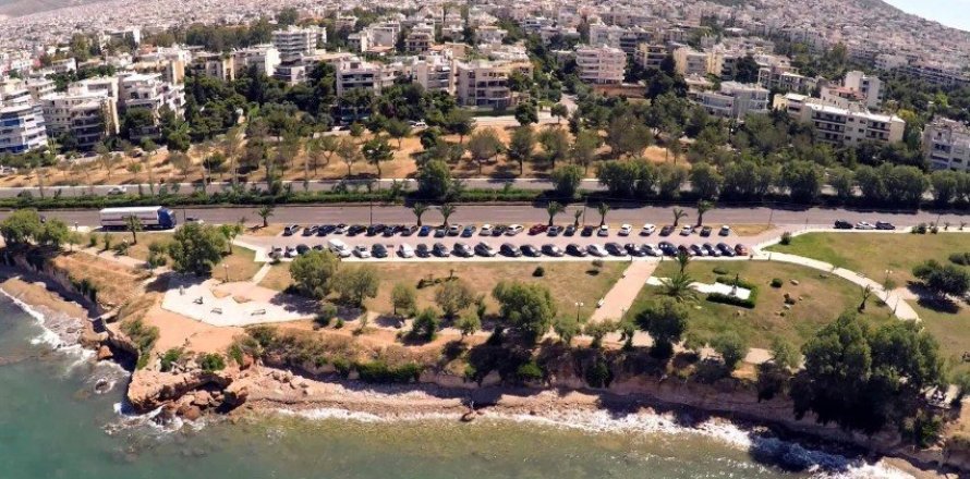 400m² Commercial property in Voula, Greece No. 58941