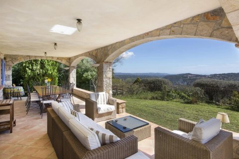 5 bedrooms Villa in Cabris, France No. 79867 5