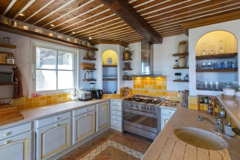 5 bedrooms Villa in Cabris, France No. 79867 8