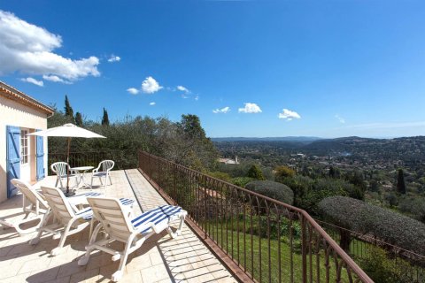 5 bedrooms Villa in Cabris, France No. 79867 4