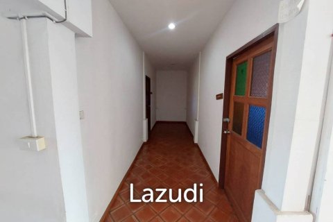 13 bedrooms Commercial property in Chiang Mai, Thailand No. 98049 9