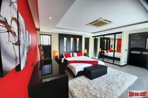 5 bedrooms Villa in Jomtien Beach, Thailand No. 96607 14