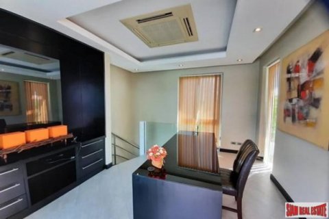5 bedrooms Villa in Jomtien Beach, Thailand No. 96607 22