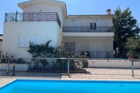 4 bedrooms House in Parekklisia, Cyprus No. 101703 1