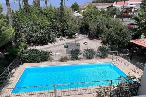 4 bedrooms House in Parekklisia, Cyprus No. 101703 16