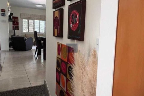 4 bedrooms House in Parekklisia, Cyprus No. 101703 11