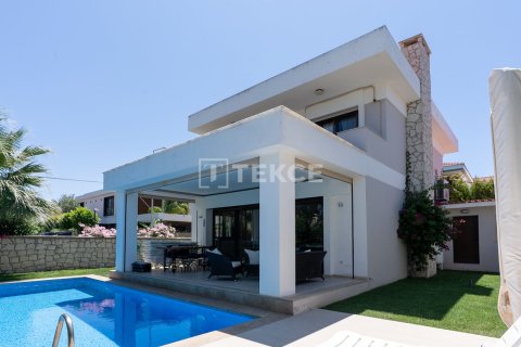 4 dormitorios Villa en Cesme, Turkey No. 91196