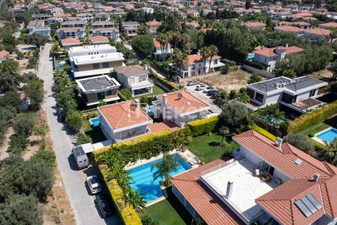 4 bedrooms Villa in Bich Dong, Vietnam No. 91196 19