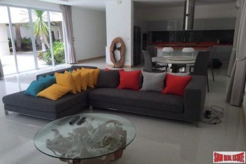 3 chambres Commercial property à Pattaya, Thailand No. 98095 15