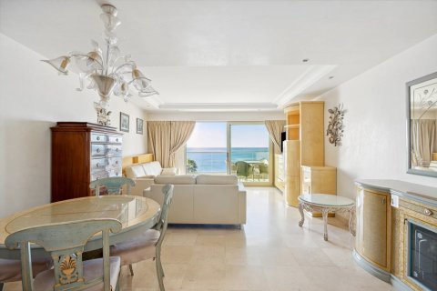 3 bedrooms Apartment in Cannes, France No. 78894 5