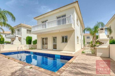 3 bedrooms Villa in Ayia Napa, Cyprus No. 30788 1