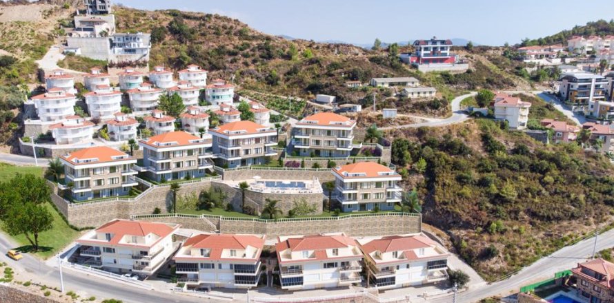 4 dormitorios Penthouse en Kargicak, Turkey No. 13688