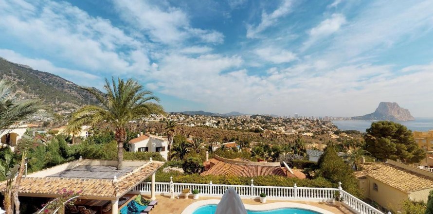 7 bedrooms Villa in Maryvilla, Spain No. 116605