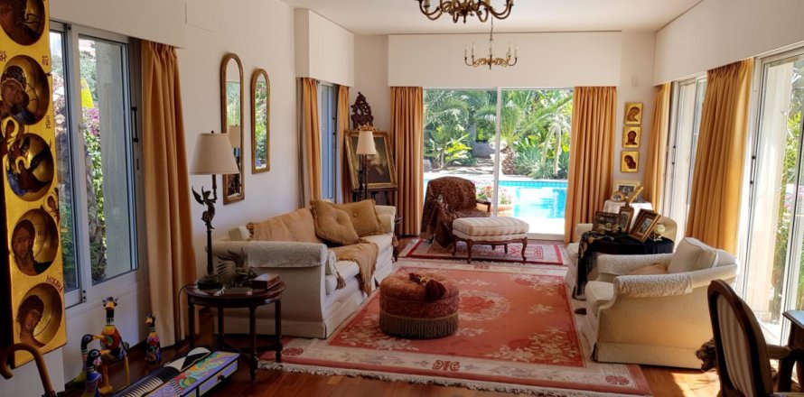 3 dormitorios Villa en Limassol, Cyprus No. 105993