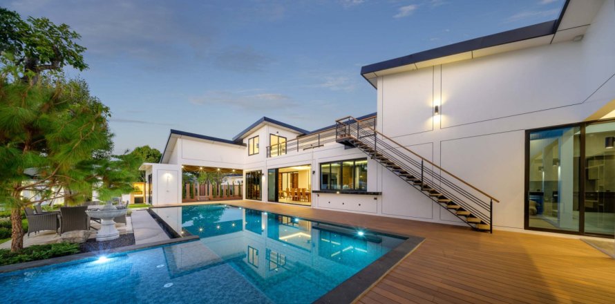 Дом с 5 спальнями в Чиангмай, Таиланд №89187