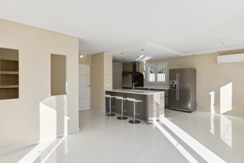 Вилла с 5 спальнями в Вар, Франция №72146 3