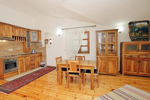 Дом с 4 спальнями в Будва, Черногория №66830 28