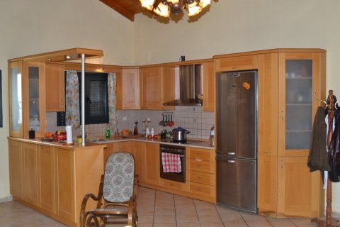 2 bedrooms Villa in Corfu, Greece No. 61585 9