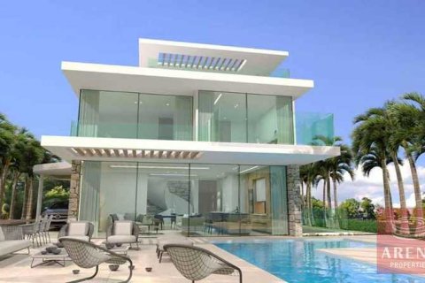4 bedrooms Villa in Famagusta, Cyprus No. 31463 2