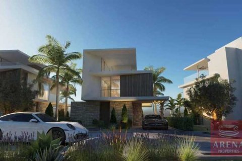 4 bedrooms Villa in Famagusta, Cyprus No. 31463 8