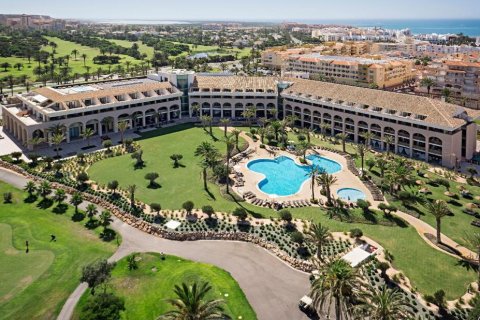 Коммерческая недвижимость в Санта-Кристина-д'Аро, Испания №99049