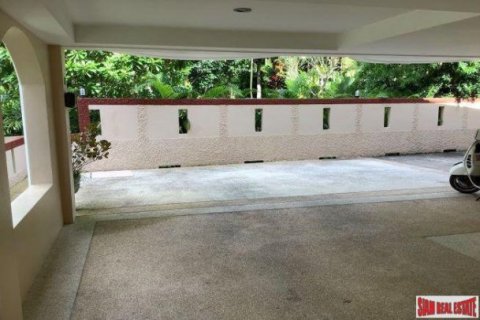 Дом с 6 спальнями в Ката, Таиланд №96114 25