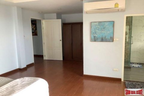 Дом с 6 спальнями в Ката, Таиланд №96114 2