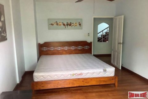 Дом с 6 спальнями в Ката, Таиланд №96114 11