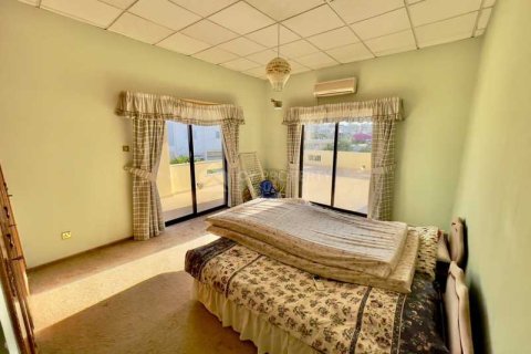 Дом с 4 спальнями в Ксилофагу, Кипр №30969 8