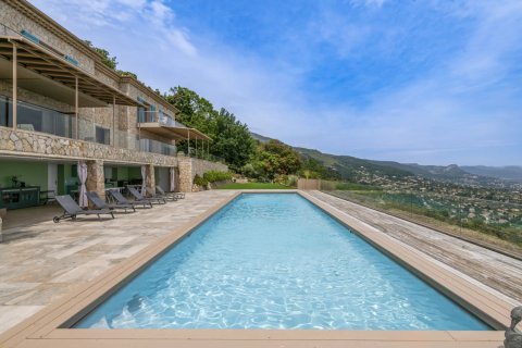 6 bedrooms Villa in Tourrettes-sur-Loup, France No. 67258 4