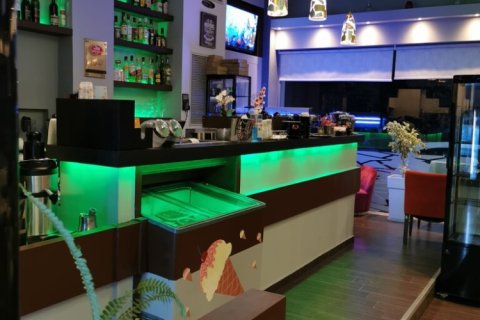 171m² Commercial property en Athens, Greece No. 56117 13