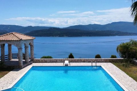 4 bedrooms Villa in Malesina, Greece No. 116885 5