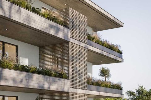 2 bedrooms Penthouse in Limassol, Cyprus No. 79457 1